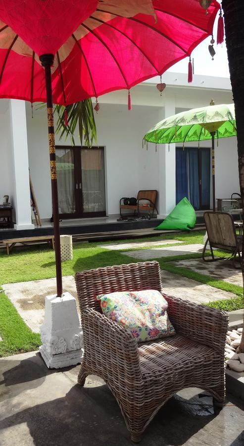Хостел La Boheme Canggu Екстер'єр фото